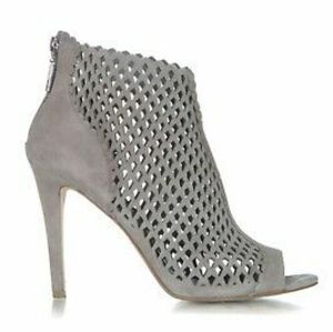 Ivanka Trump heels open toe